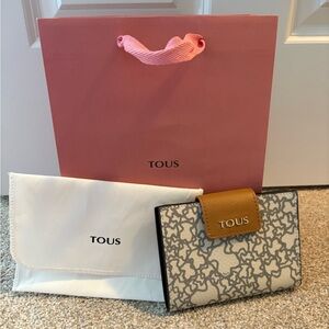 TOUS Wallet- Like New ORP: $149